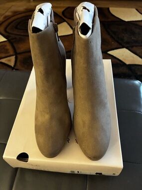 LC Lauren Conrad Taupe Suede Ankle Booties with Side Zip